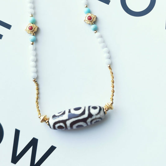 The Eye of God - Dzi Bead With Shell Pearl Necklace